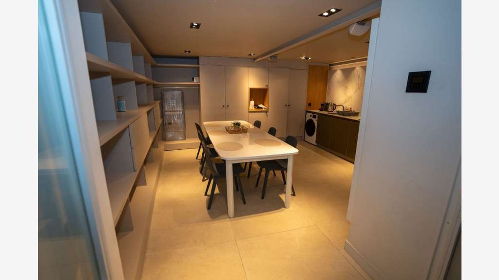 Magnifique local commercial 91m² à louer Lyon 6e