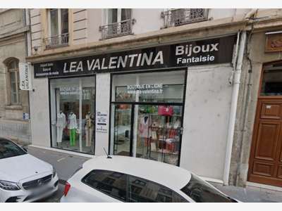 A louer local commercial à Lyon 6e rue Corneille