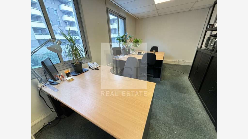 Bureaux 74m² à louer entre Foch et Masséna Lyon 6e