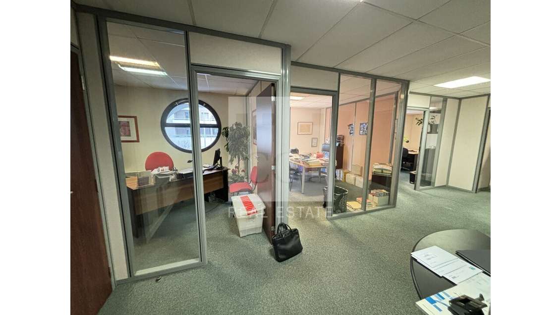 Bureaux 74m² à louer entre Foch et Masséna Lyon 6e