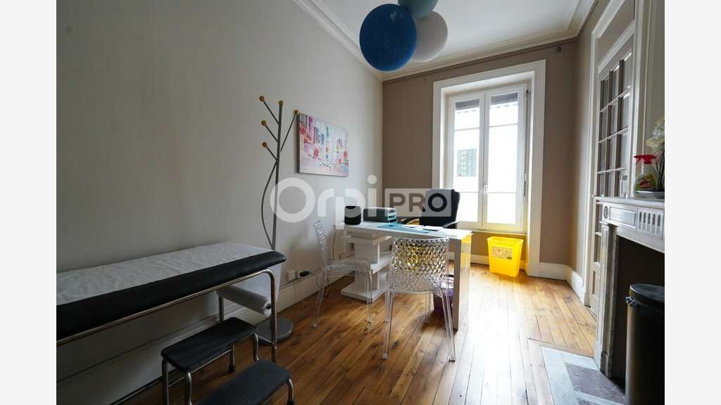 Bureaux de 68m² à louer à Lyon 69006
