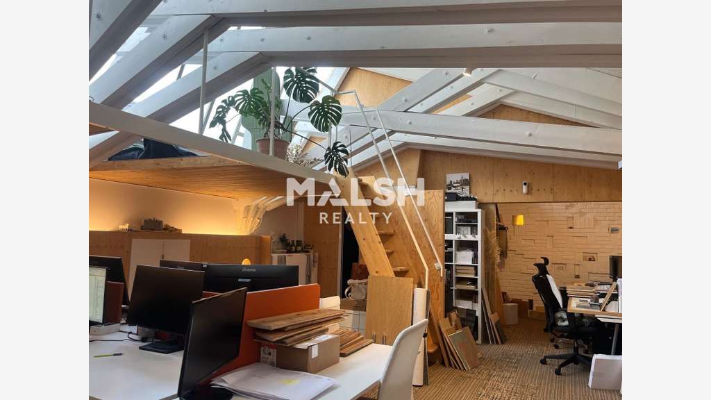 Bureaux 245m² non divisibles à louer à Lyon 6e