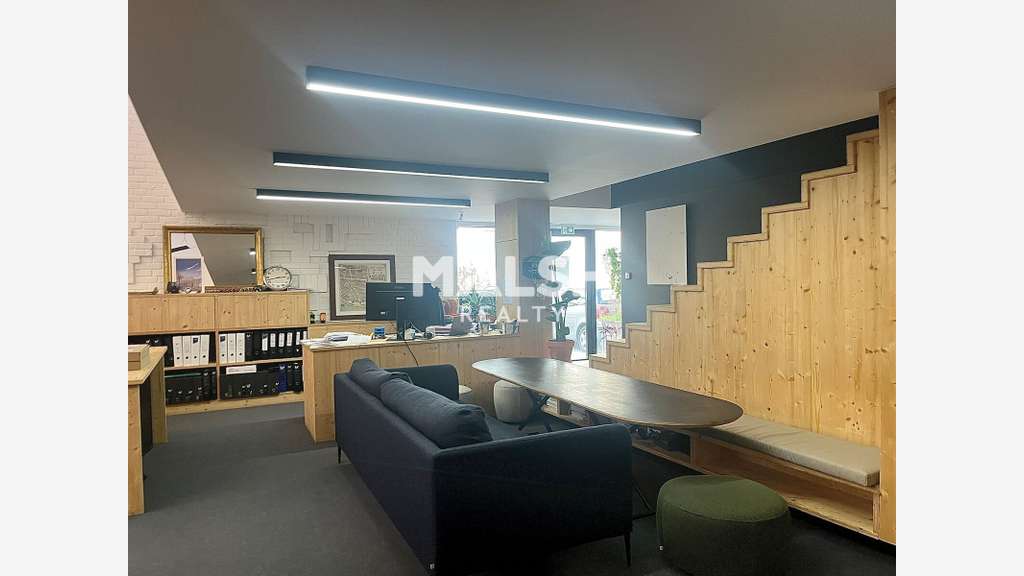 Bureaux 245m² non divisibles à louer à Lyon 6e