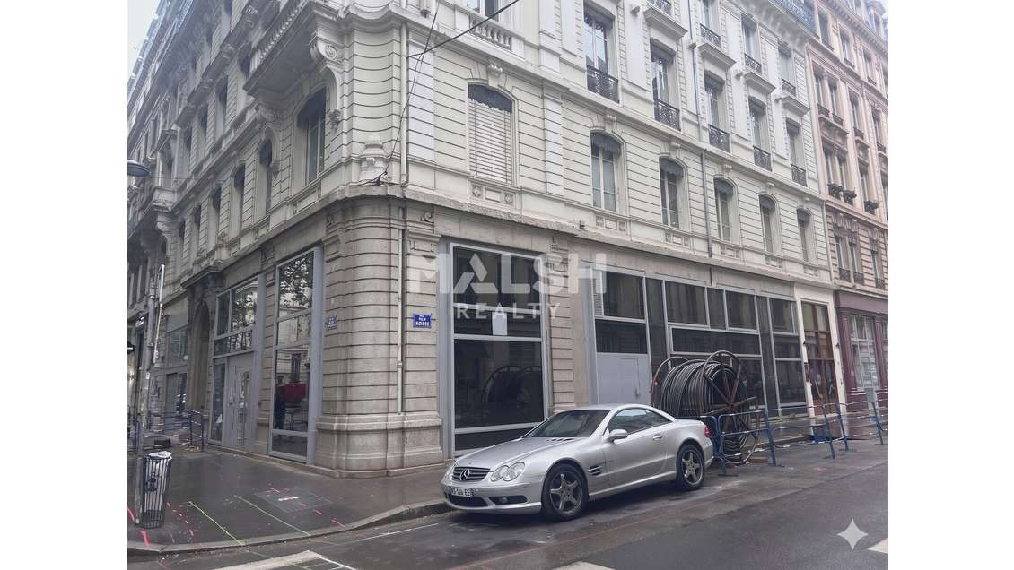 Local commercial à louer 274m² Lyon 6e Saxe