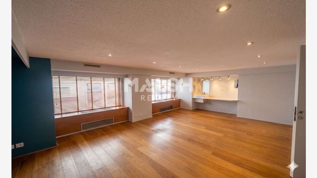 Local commercial à louer 274m² Lyon 6e Saxe