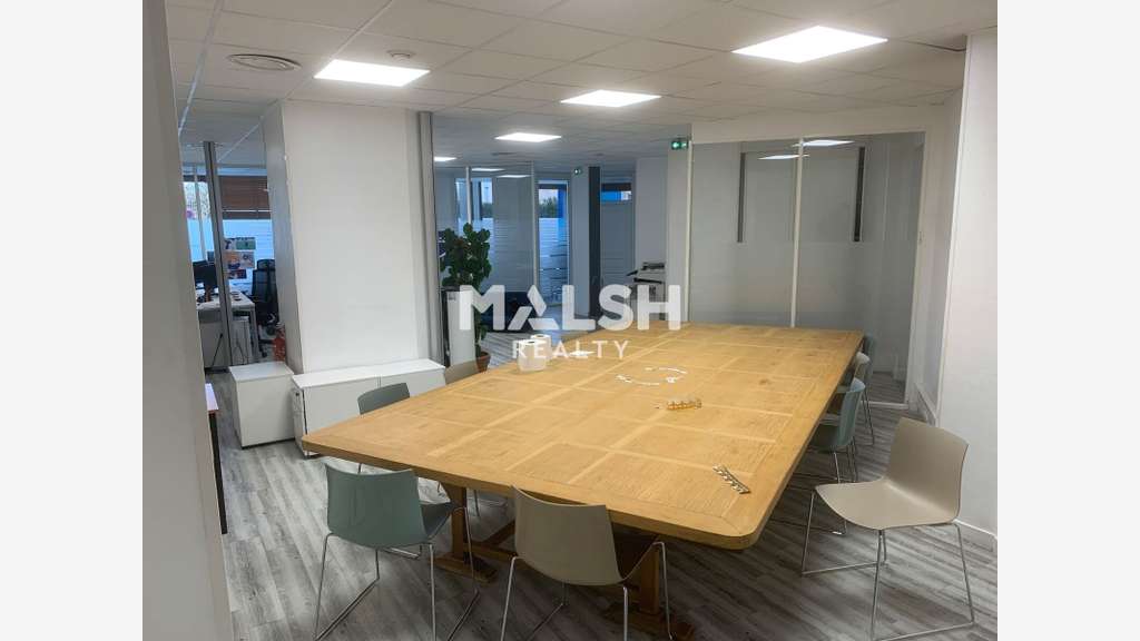 A louer bureaux 256m² Lyon 6e Parc de la Tête d'Or