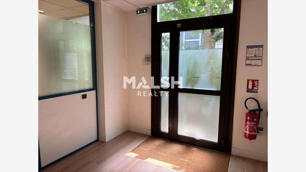 Location local commercial 132m² Lyon 6e Brotteaux