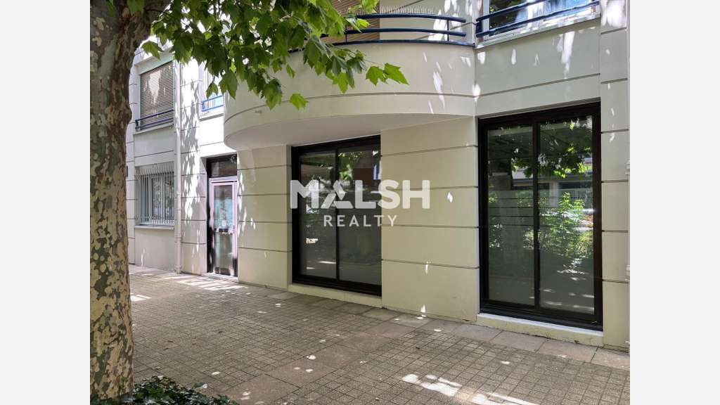 Location local commercial 132m² Lyon 6e Brotteaux
