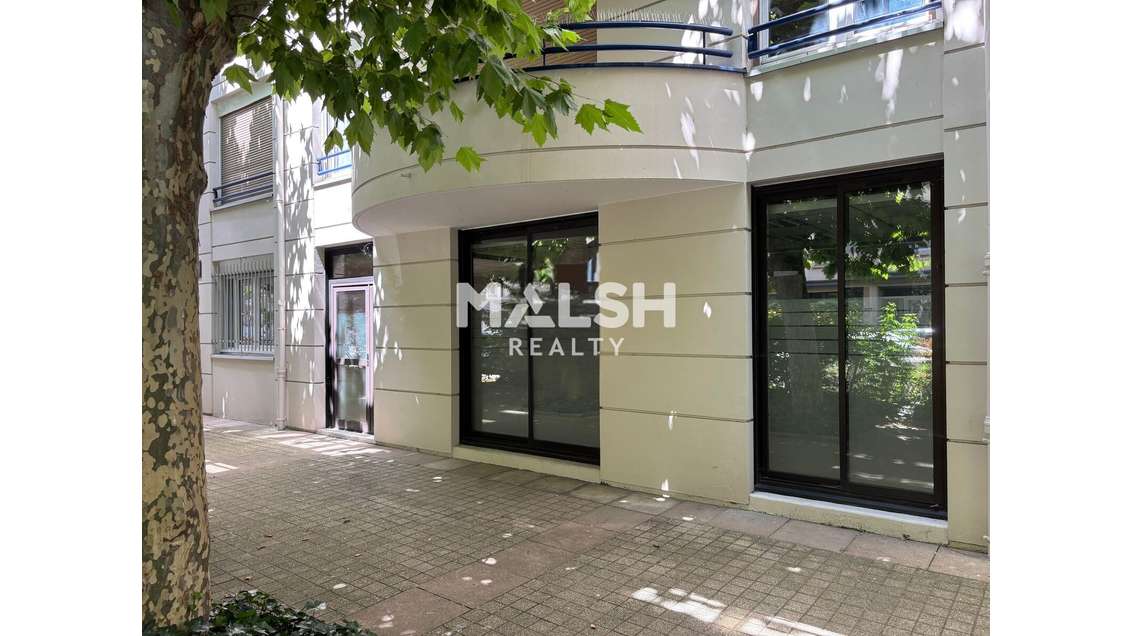 Location local commercial 132m² Lyon 6e Brotteaux
