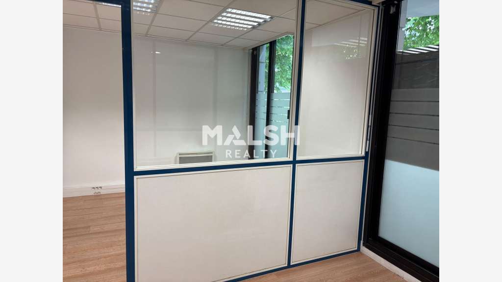 Location local commercial 132m² Lyon 6e Brotteaux