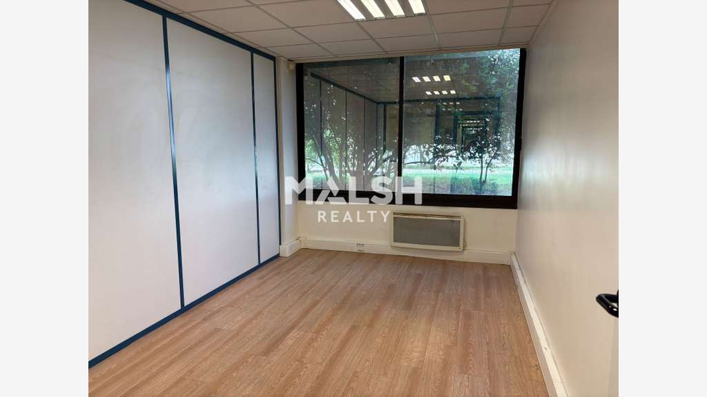 Location local commercial 132m² Lyon 6e Brotteaux