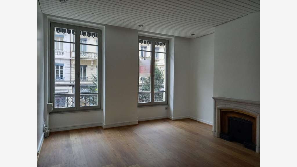 Bureau 120m² à louer Lyon 6 cours Lafayette/Saxe