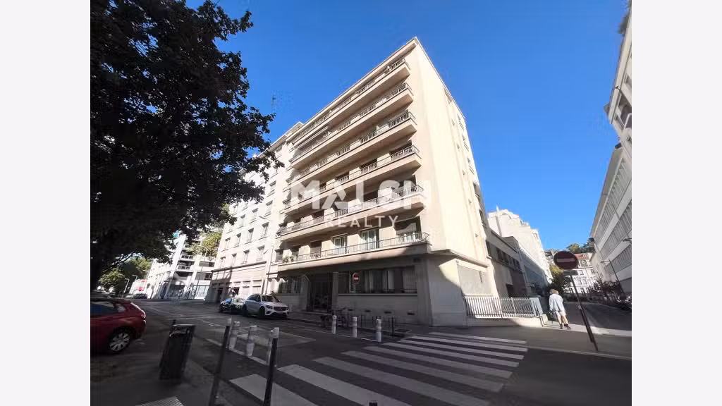 À louer bureaux 100m² à Lyon 6e