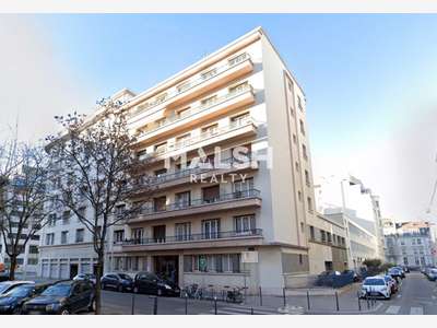 À louer bureaux 100m² à Lyon 6e
