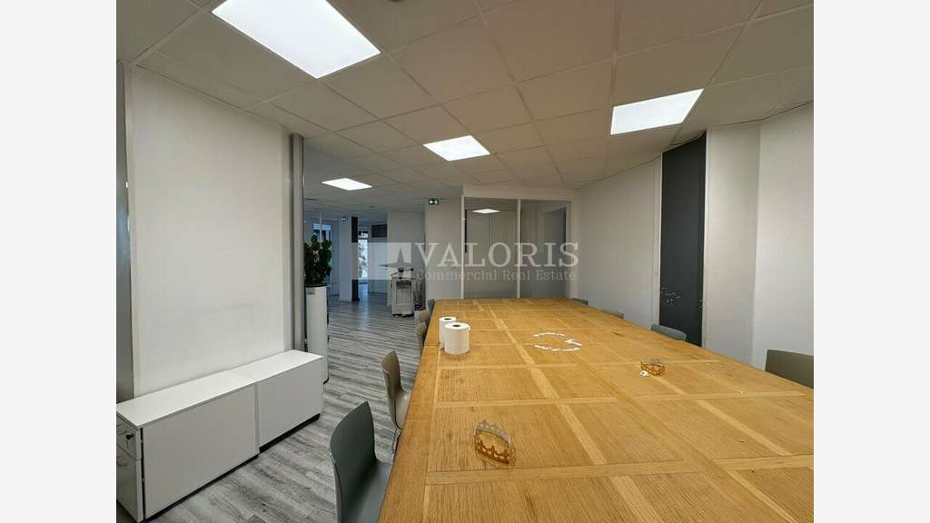 A louer bureaux 252m² à Lyon 6e Parc Tête d'Or
