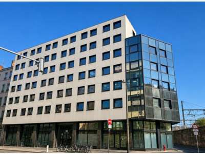Location bureaux en excellent état 150m² Lyon 6e  