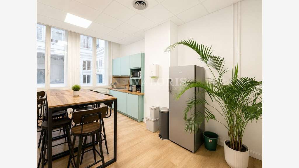 Local commercial de 225m² à louer à Lyon 69006