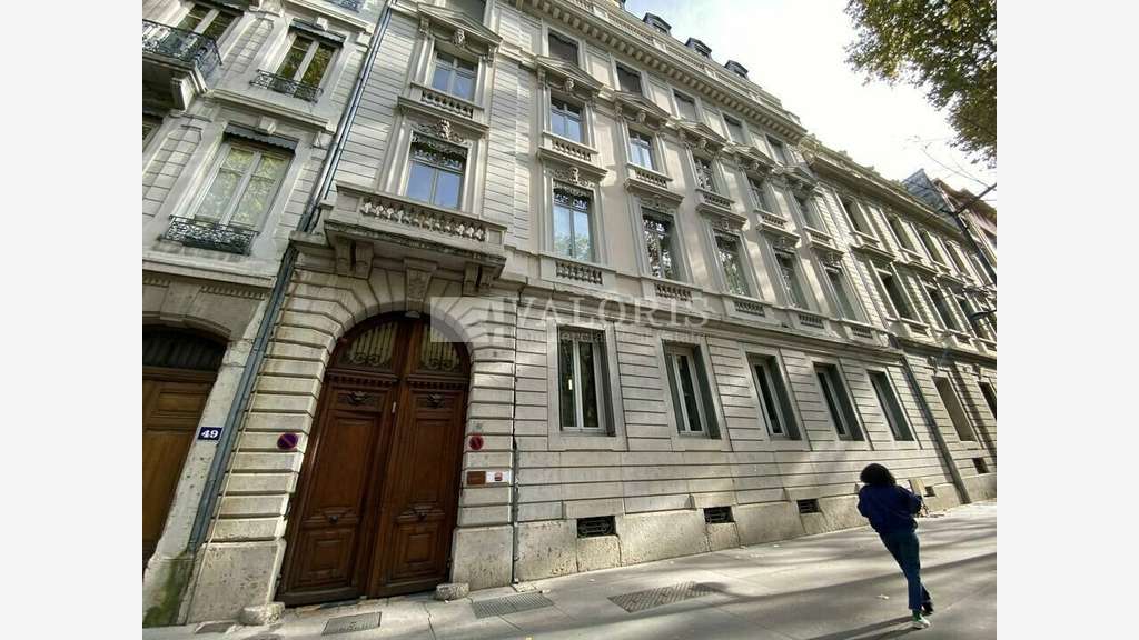 Local commercial de 225m² à louer à Lyon 69006