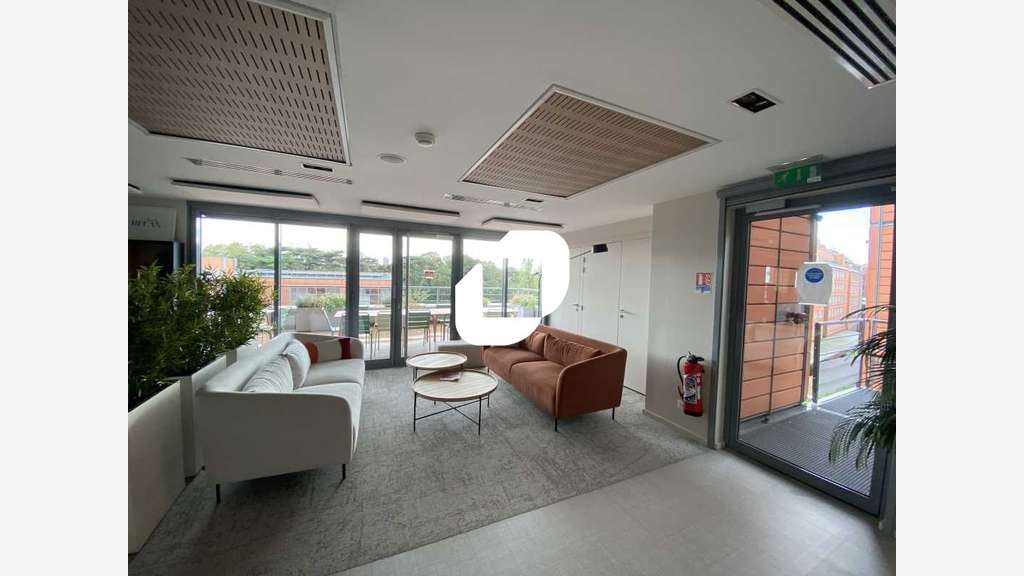 A louer Bureaux 366m² Lyon
