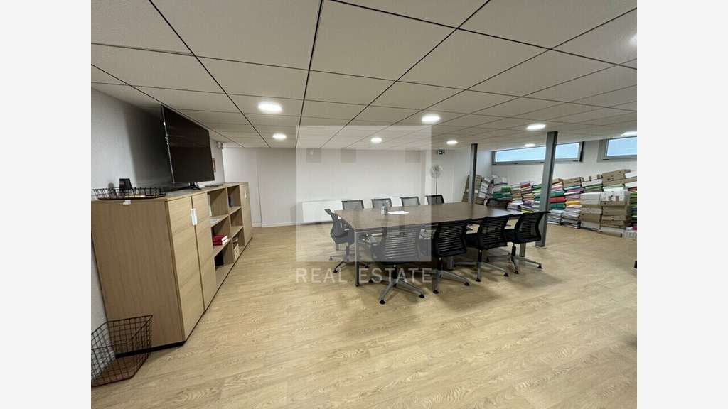 A louer bureaux 235m² à Lyon 6e Cordeliers