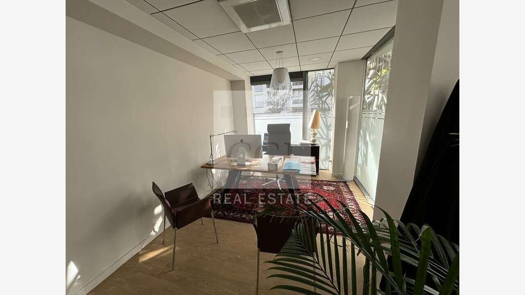 A louer bureaux 235m² à Lyon 6e Cordeliers