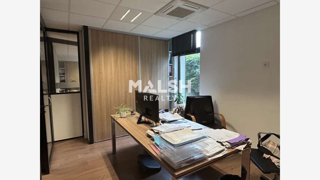 Bureaux à louer 187m² à Lyon 7ème