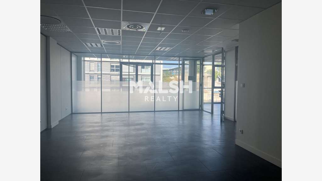 Bureaux à louer 456m² divisibles R+2 à Lyon 7e