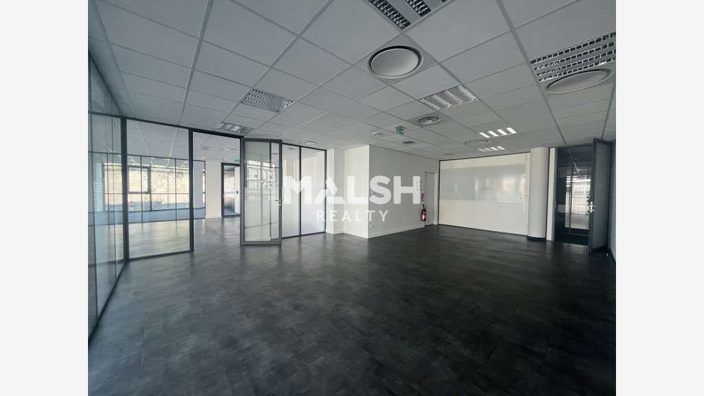 Bureaux à louer 456m² divisibles R+2 à Lyon 7e