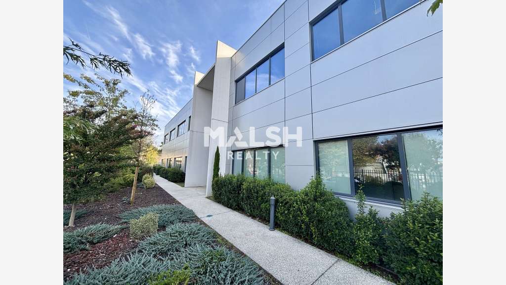 Bureaux modernes 725m² divisibles à louer Lyon 7e