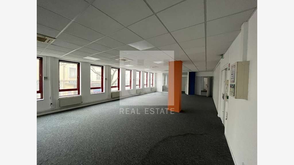 Bureaux à partir de 171m² à louer à Lyon 7e