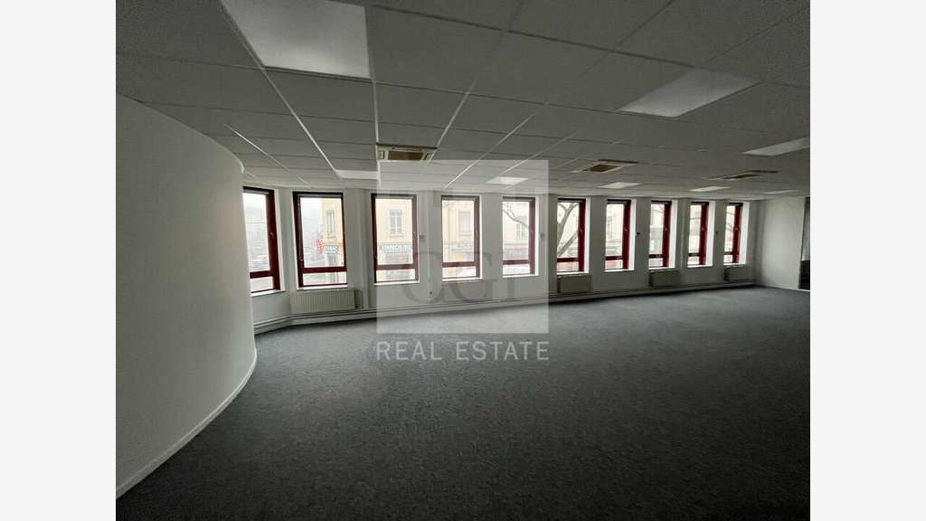 Bureaux à partir de 171m² à louer à Lyon 7e