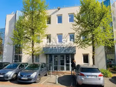 Bureaux rénovés de 110m² à louer à Lyon 7 Gerland