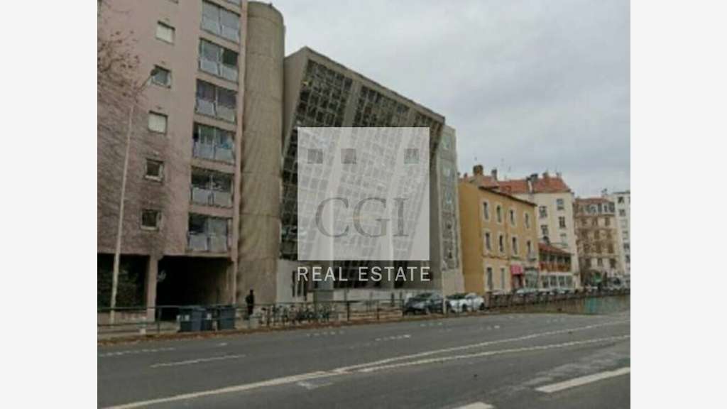 Bureaux 265m² à louer axe très fréquenté Lyon 7e