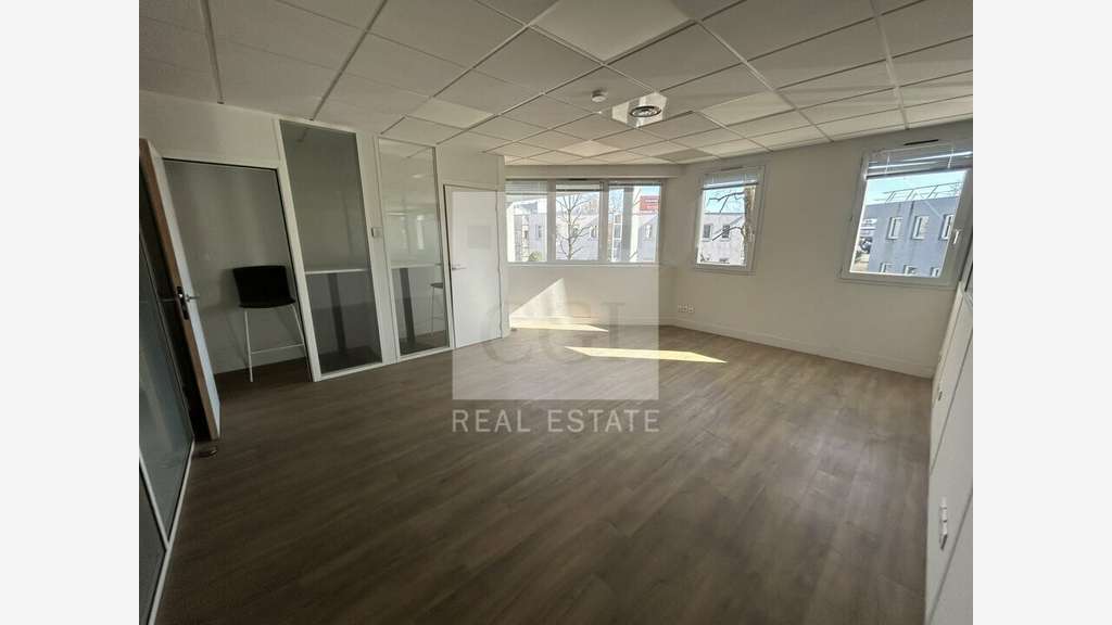 Loue bureaux rénovés et modernes 110m² Lyon 69007