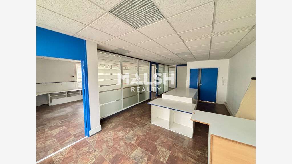 A louer bureaux 90m² et parkings Lyon 7e Jean Macé