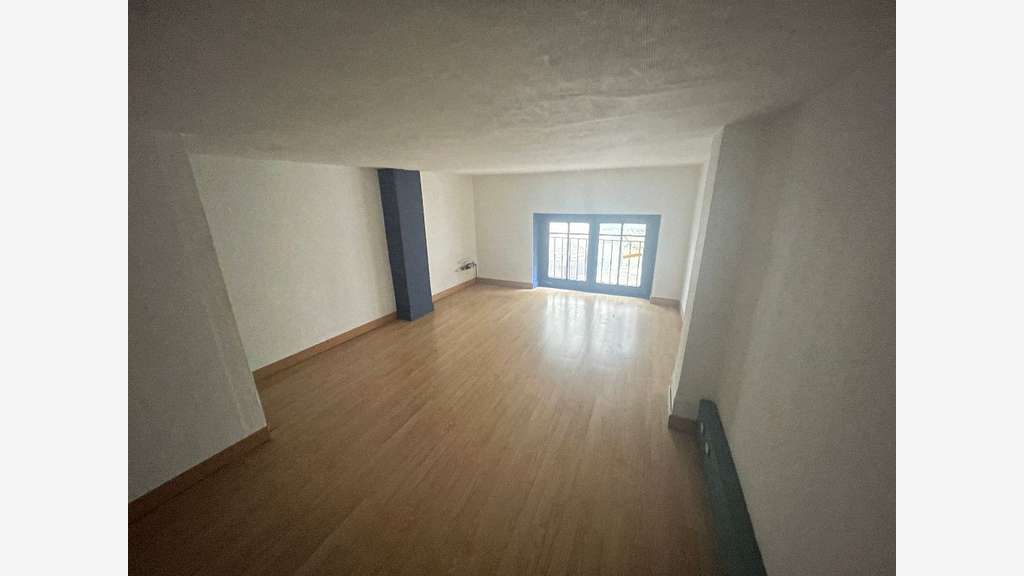 Location local  66m² Rue Chalopin à Lyon 7e