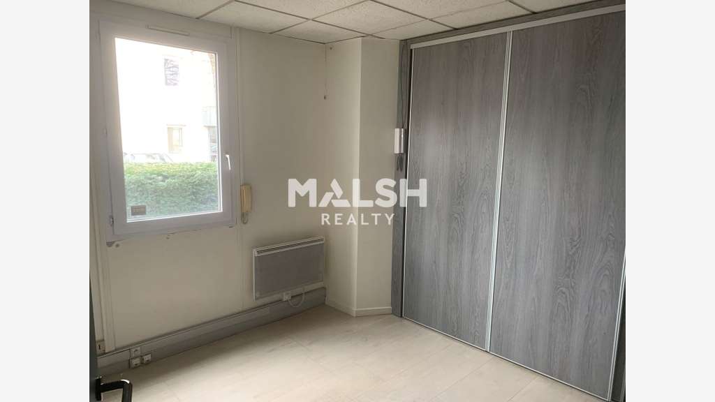 Bureaux 152m²rénovés à louer à Lyon 7e Gerland 