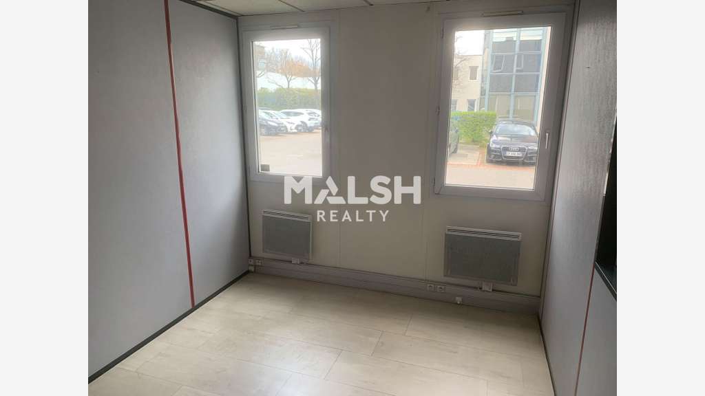 Bureaux 152m²rénovés à louer à Lyon 7e Gerland 
