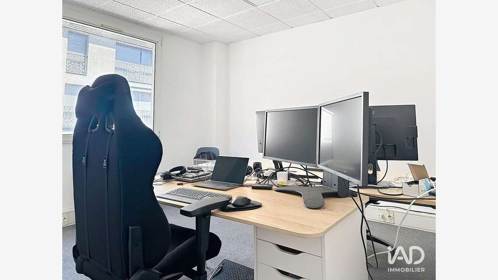 A louer bureau partagés 87m² à Lyon 7e Jean Macé