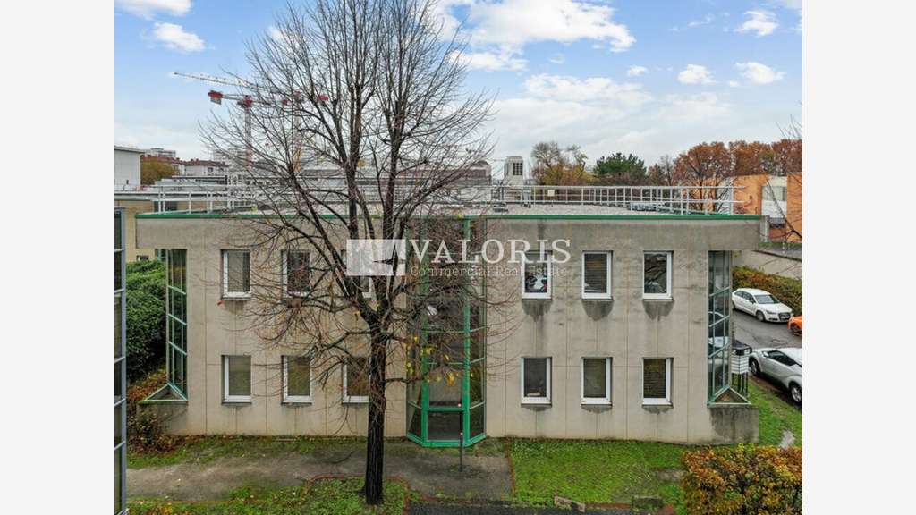 Bureaux climatisés sur 2 niveaux à louer à Lyon 7e