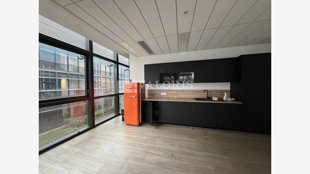 Bureaux 334m² à louer Lyon 7ème Gerland
