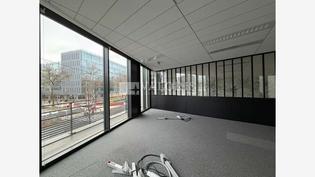 Bureaux 334m² à louer Lyon 7ème Gerland