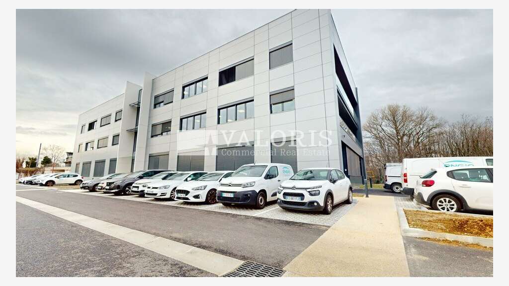 A louer bureaux 365m² RDC Parc Techsud à Gerland