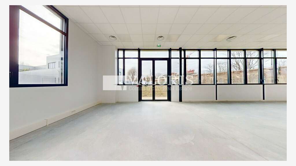 A louer bureaux 365m² RDC Parc Techsud à Gerland