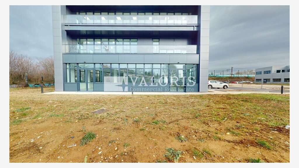 A louer bureaux 365m² RDC Parc Techsud à Gerland