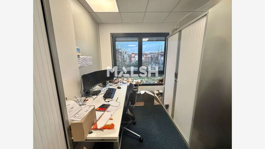 A louer bureaux 135m² 2 parkings Lyon 7e
