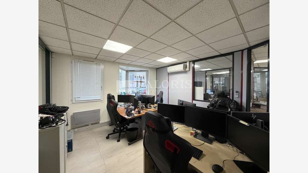 Bureaux 152m² à louer à Lyon 7e