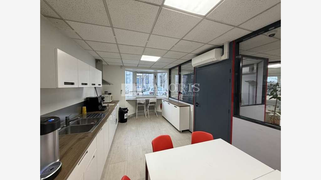 Bureaux 152m² à louer à Lyon 7e