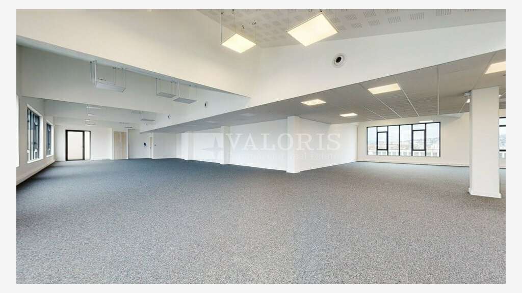 Bureaux 339m² à louer Lyon 7ème 