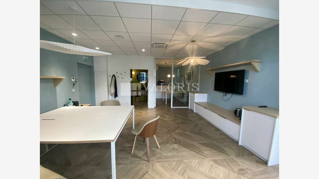 A louer bureaux de 60m² à Lyon 69007 Gerland